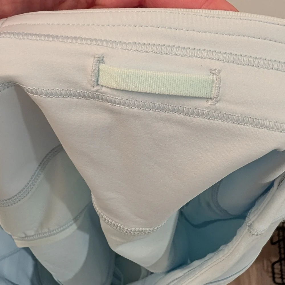 NWT Lululemon Speed Up HR 4" Shorts (Size 6, Color SHRB) - Picture 9 of 10